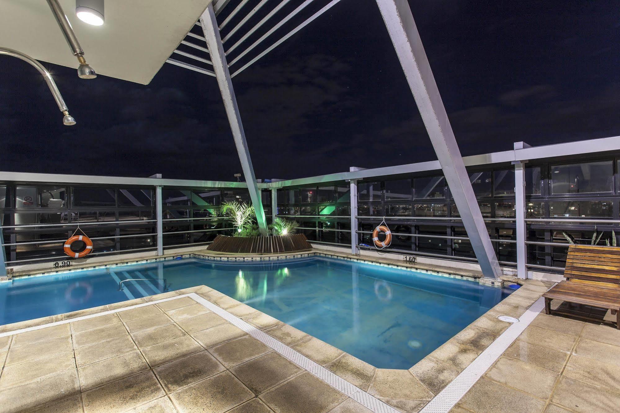 Ros Tower Hotel Росарио Екстериор снимка